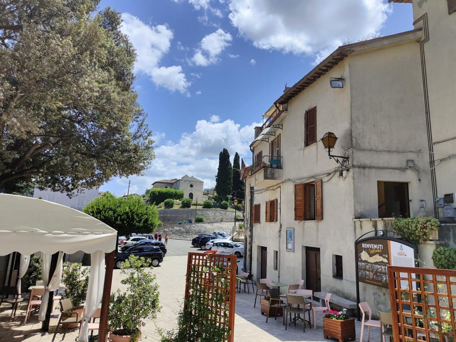 La Casa In Piazza Appartement Toffia Buitenkant foto